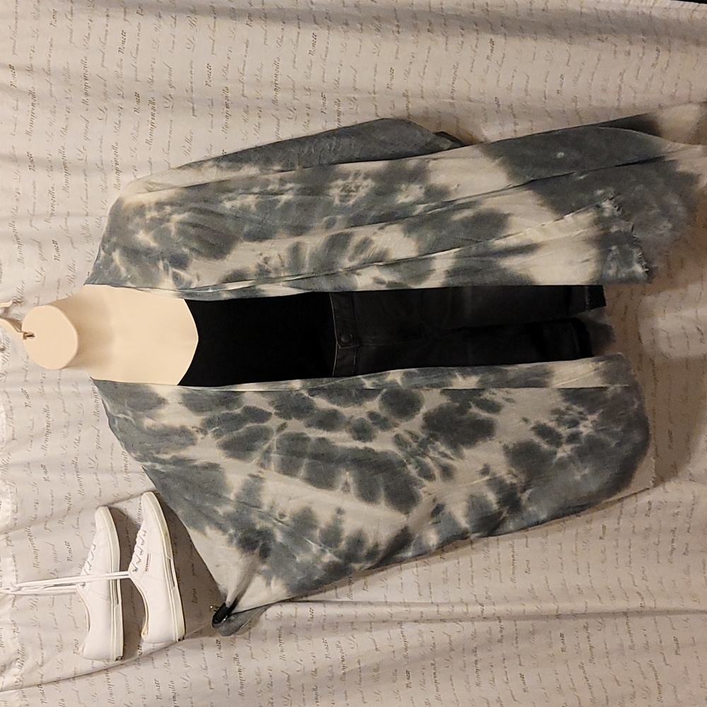 NWT Modern tie-dye poncho overpiece from Torrid, OSFA